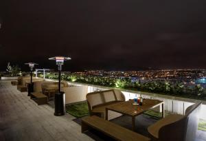 cuncyue hot spring resort