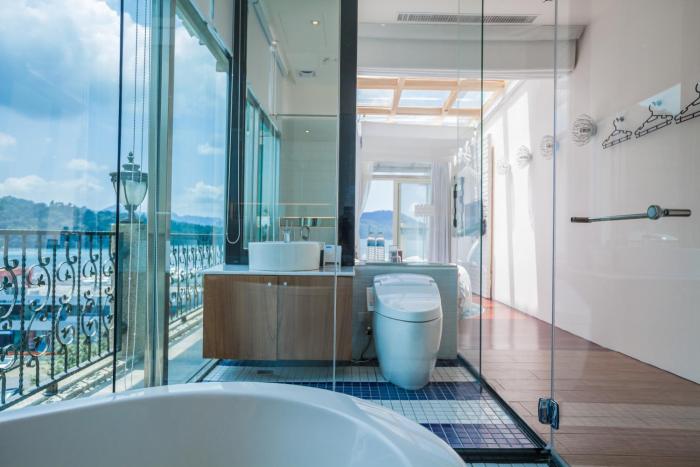 shuian lakeside hotel