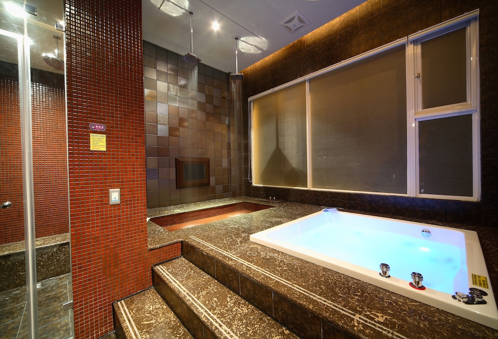 vogue boutique motel