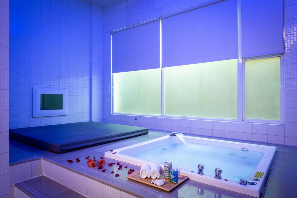 vogue boutique motel