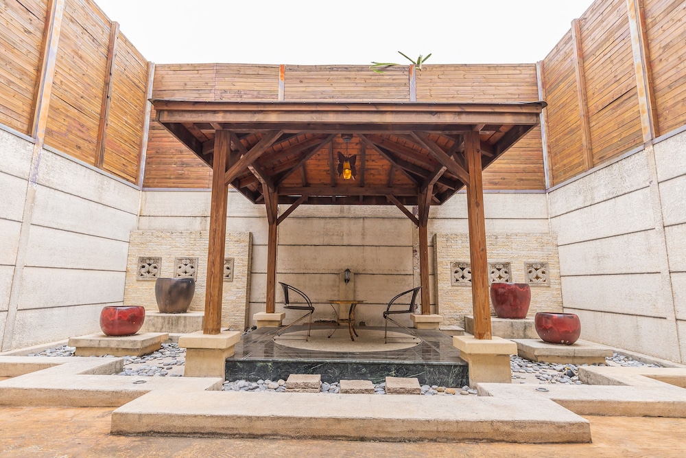 vogue boutique motel