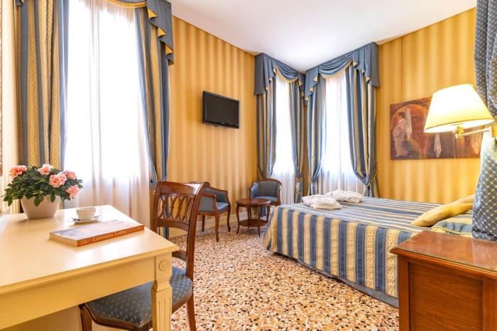 hotel bella venezia