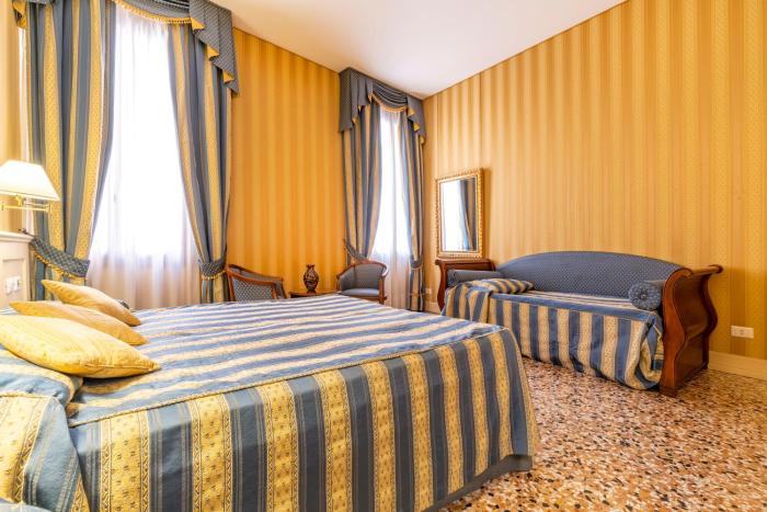 hotel bella venezia