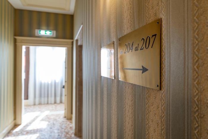 hotel bella venezia