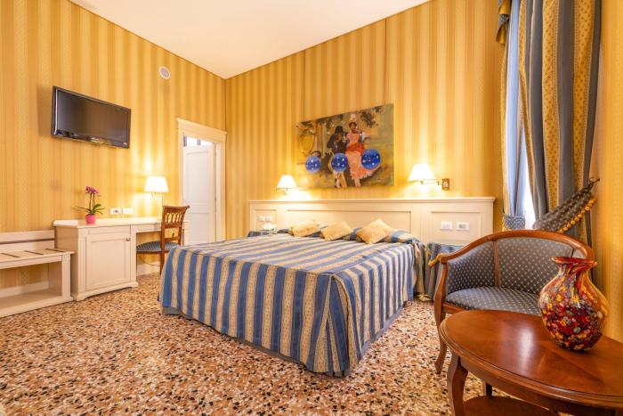 hotel bella venezia