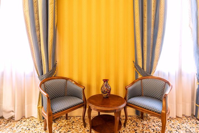hotel bella venezia