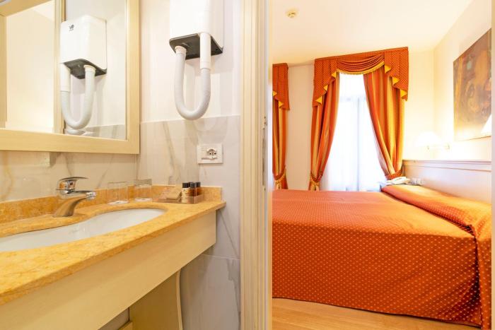 hotel bella venezia