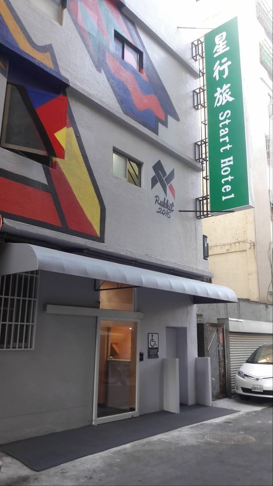 start hotel