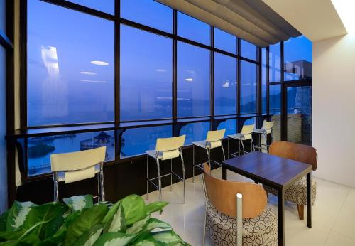 hu yue lakeview hotel