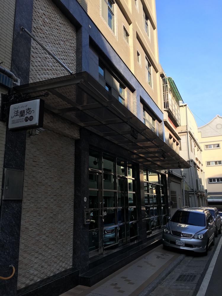 franks hostel