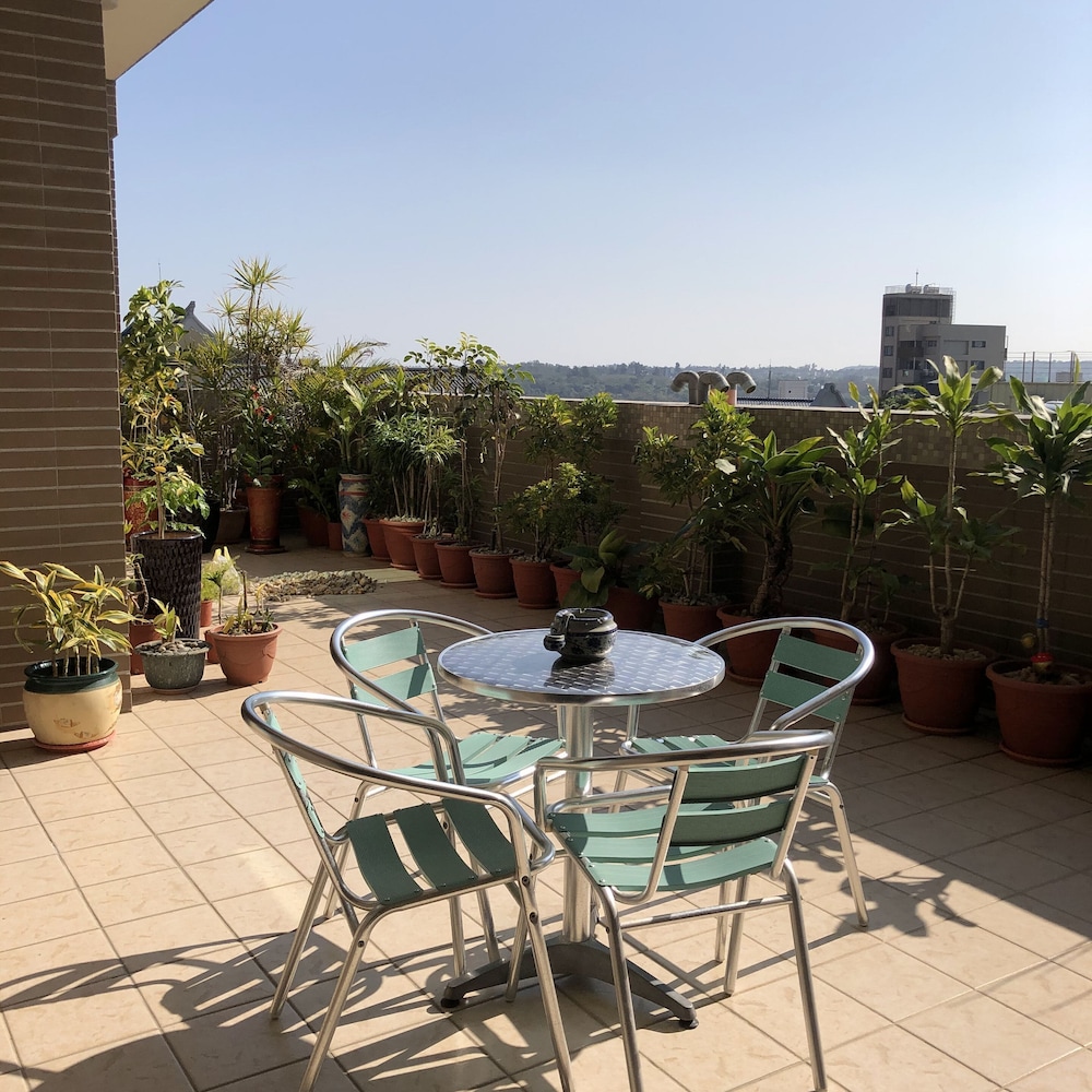 franks hostel