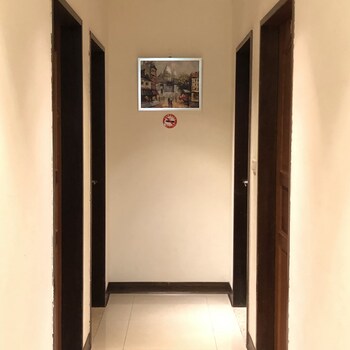 franks hostel