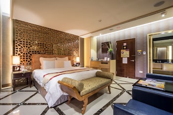 merryday day motel zhonghe branch