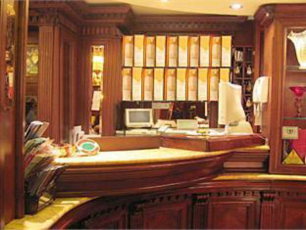 hotel lux