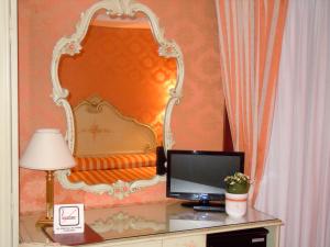 hotel lux