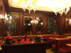 hotel lux