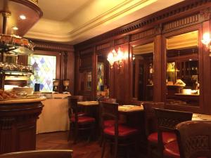 hotel lux