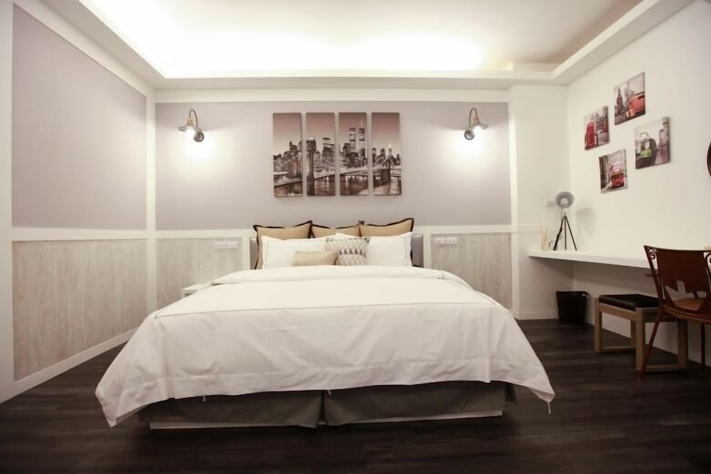 the tiles garden bandb