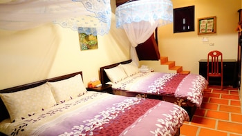 pearl coffee guest house