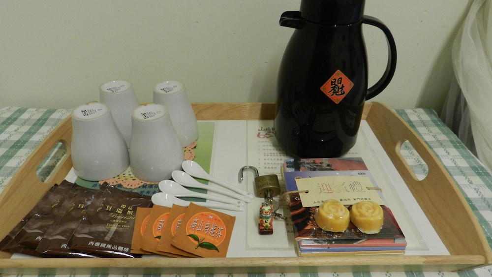 pearl coffee guest house