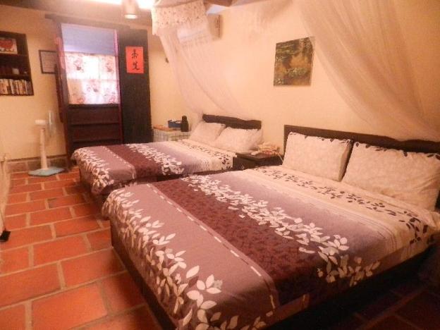 pearl coffee guest house