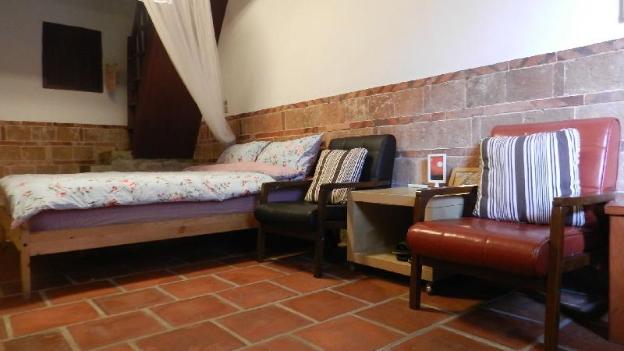 pearl coffee guest house