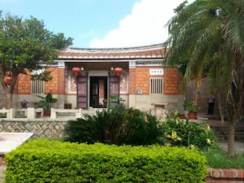 pearl coffee guest house