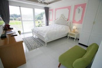 xianel vacation chateau