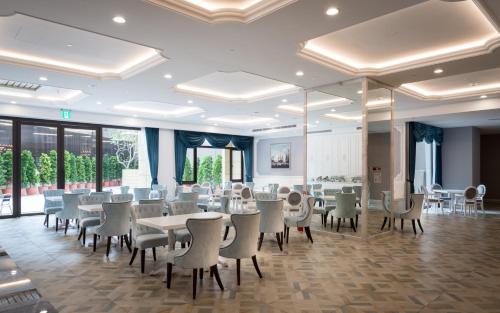 star diamond international business hotel hua hotel