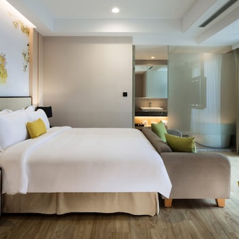 star diamond international business hotel hua hotel