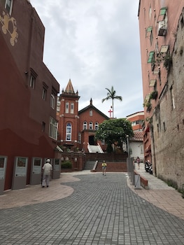 tourist bunny hostel