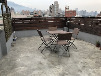 tourist bunny hostel