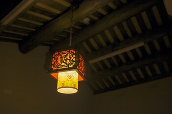 horseshoe crab cottage hostel