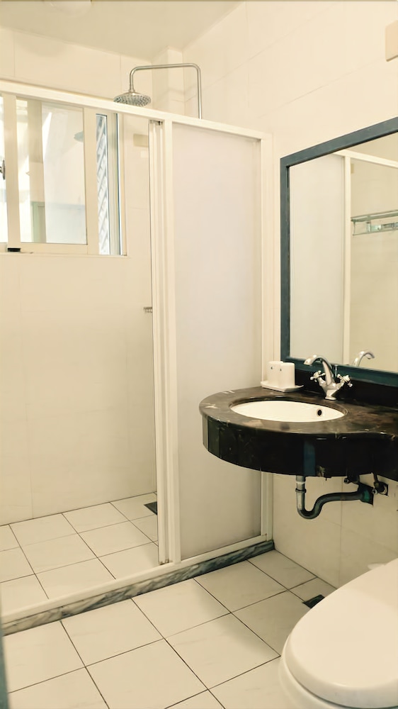 sunshine sea view bandb