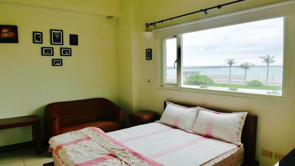 sunshine sea view bandb