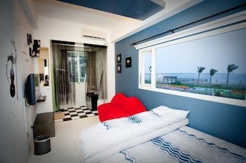 sunshine sea view bandb