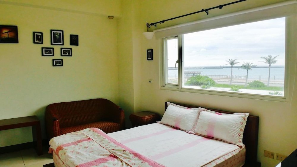 sunshine sea view bandb