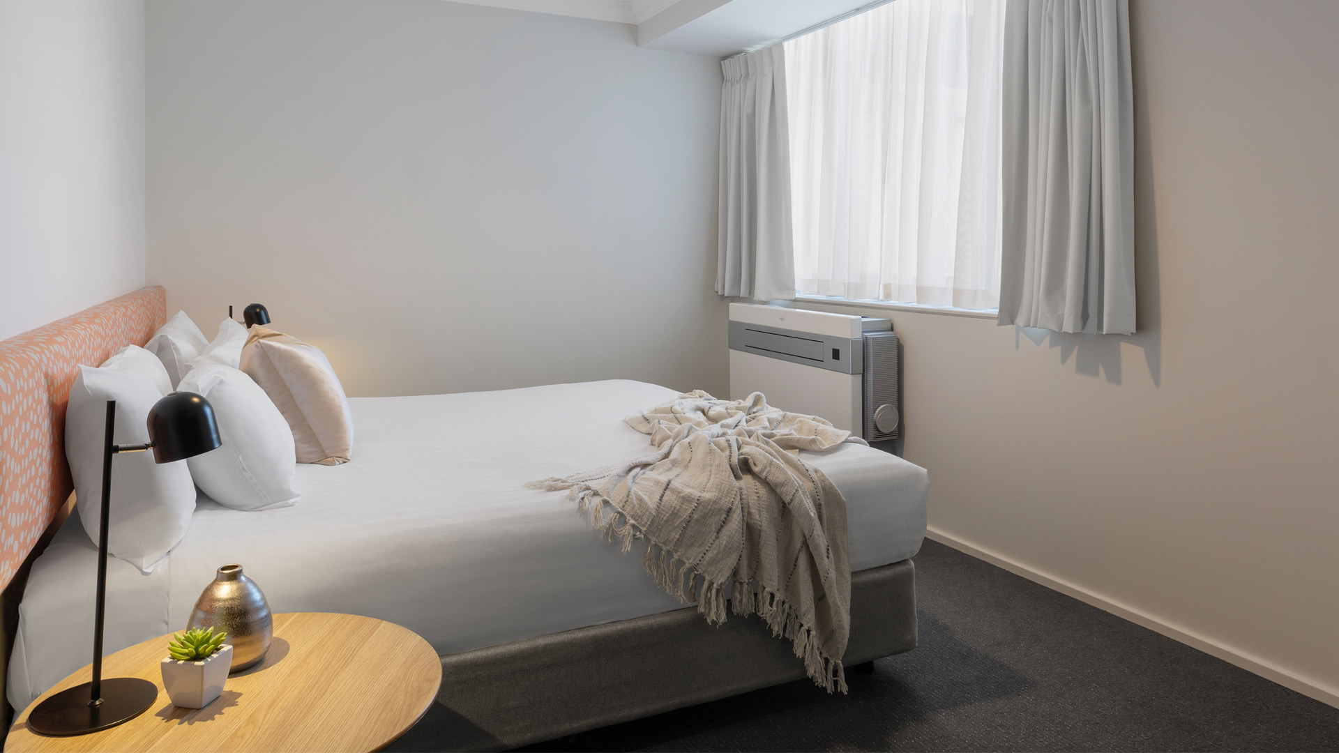oaks perth hotel
