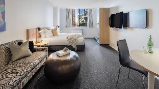 oaks perth hotel