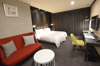 hotel chateau anping