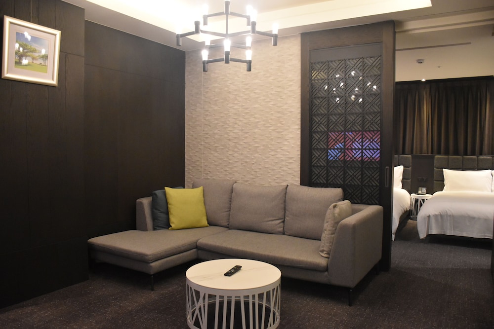 hotel chateau anping