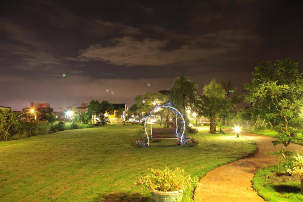 rainbow garden bandb