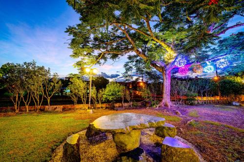 rainbow garden bandb