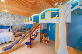 rainbow garden bandb