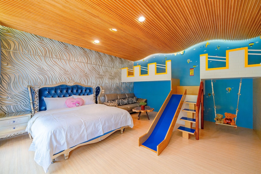 rainbow garden bandb