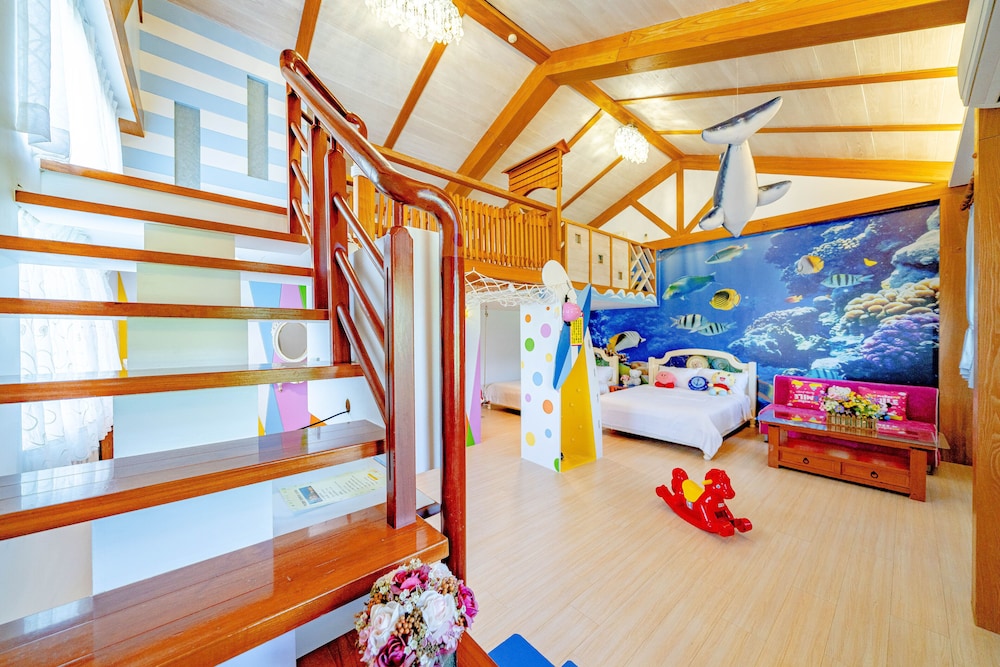 rainbow garden bandb