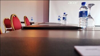 le zenith hotel oran