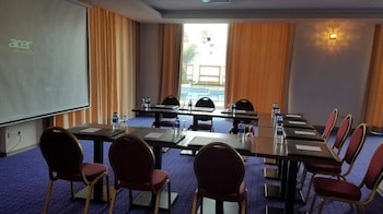 le zenith hotel oran