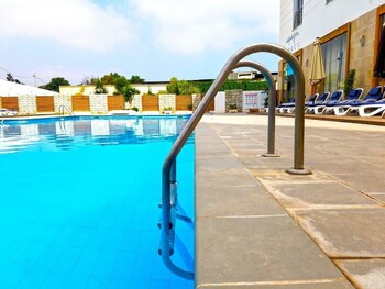 le zenith hotel oran