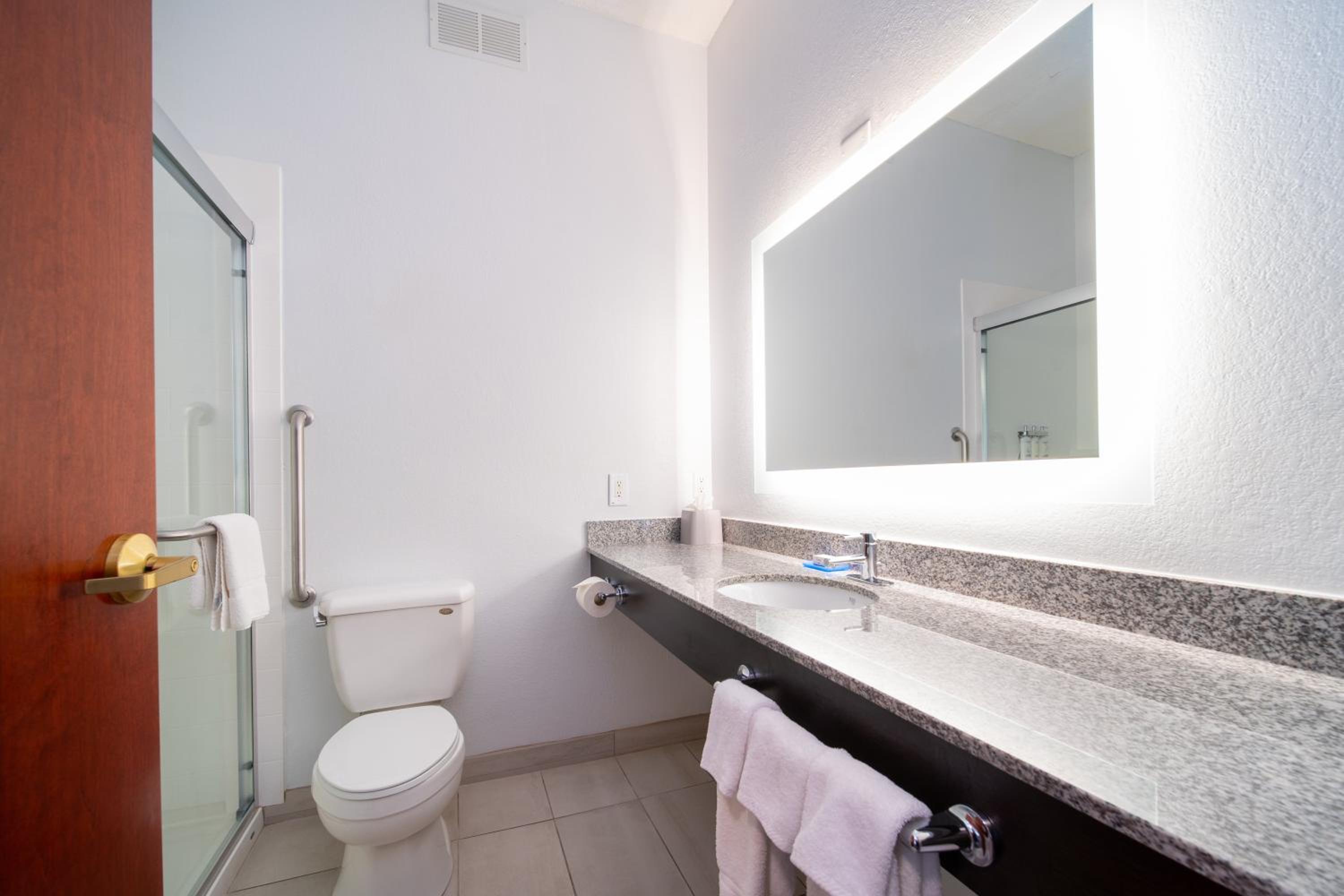 holiday inn express hotel and suites bedford by ihg